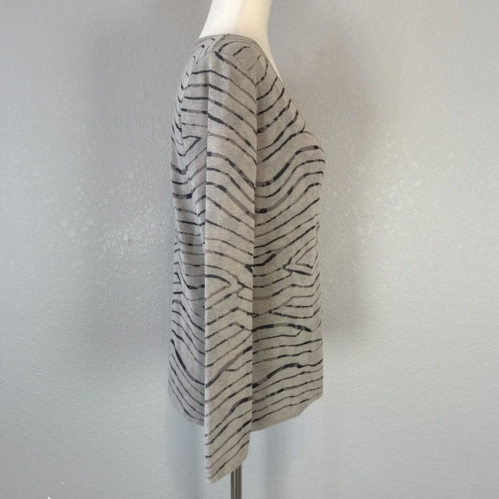 Armani‎ Collezioni Asymmetrical Zip Cardigan Knit Jacket Size US 10 Gray Stripe